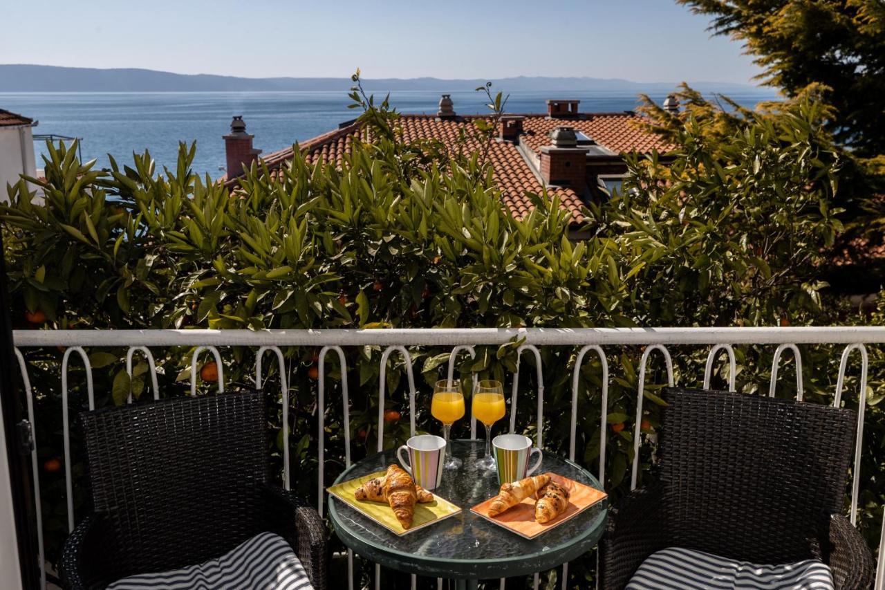 بودغورا Apartments Villa Mandarina الغرفة الصورة